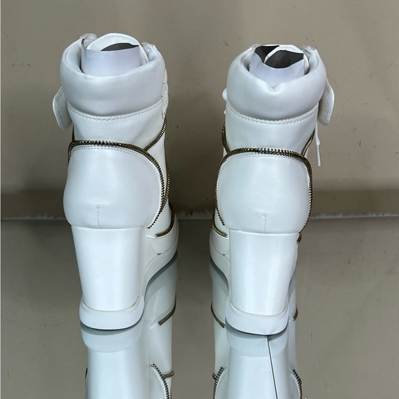 Shoe Dazzle Colette White Wedge Sneaker - Picture 5 of 7